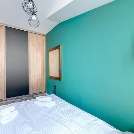 Apartment Dom & House - Quattro Colori *