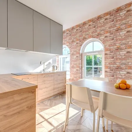 Апартаменты Dom & House - Quattro Colori *